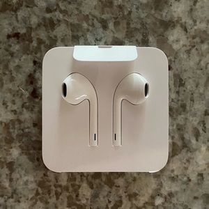 Apple Headphones